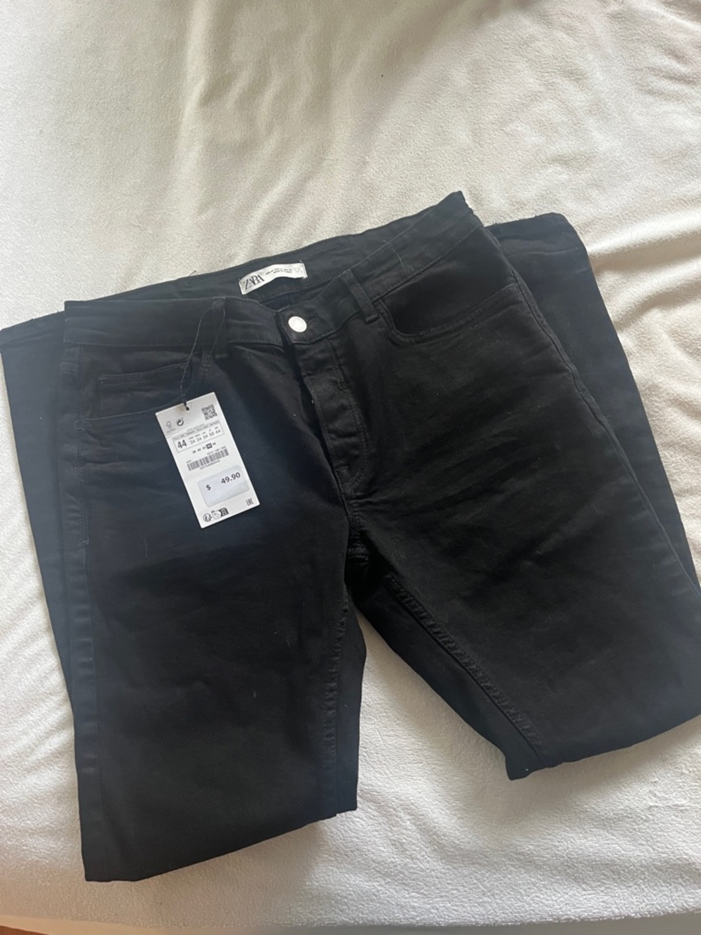 ZARA Men’s Black Skinny Jeans (size 34)